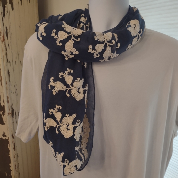 Infinity Scarf, with cream raised appliques on a navy background - Picture 2 of 6